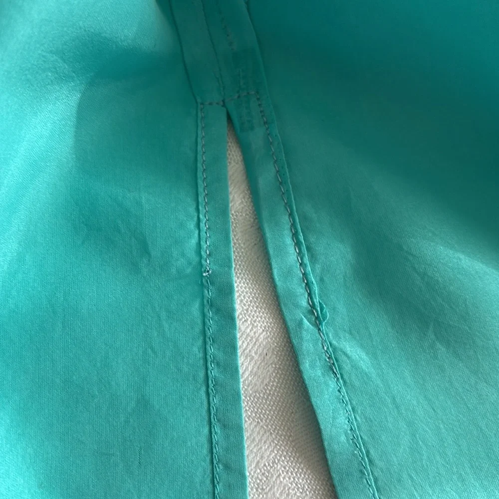 Diane Von Furstenberg the color authority aqua Silk Tunic Blouse Sz L